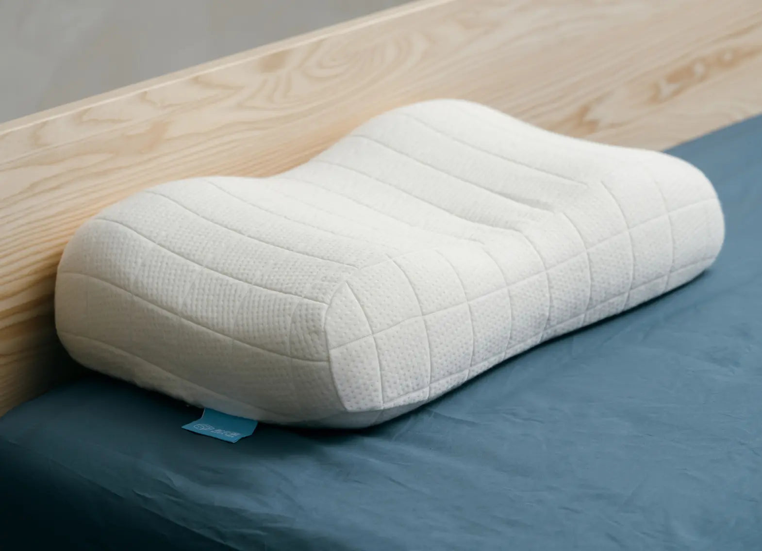 豆腐の低反発まくら (フォーム)｜Sleepy Tofu Pillow