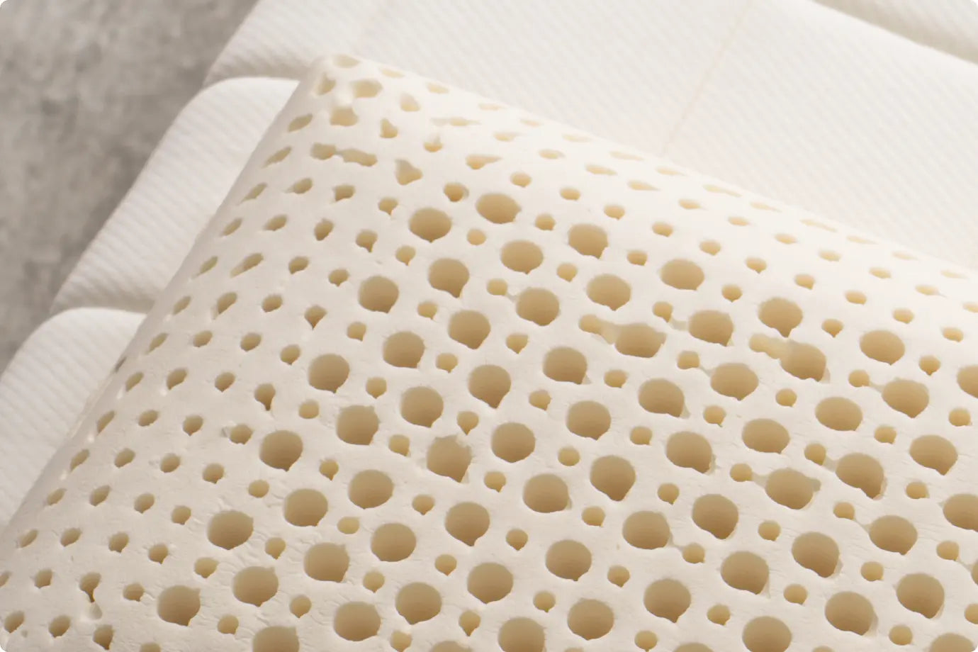 カステラまくら (ラテックス)|Sleepy Tofu Latex Pillow カステラまくら (ラテックス)|Sleepy Tofu Latex Pillow